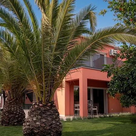Casa Del Mare Luxury Seaside Lägenhet Orebić