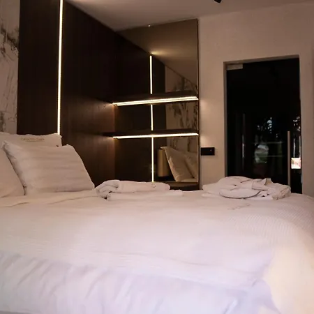 Casa Del Mare Luxury Seaside Lägenhet Orebić